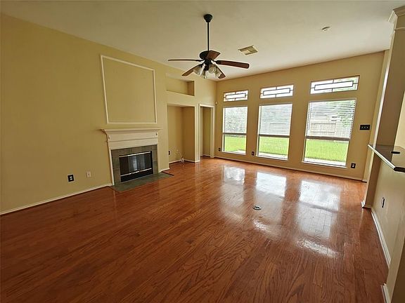 2nd image of 3814 Paigewood Dr