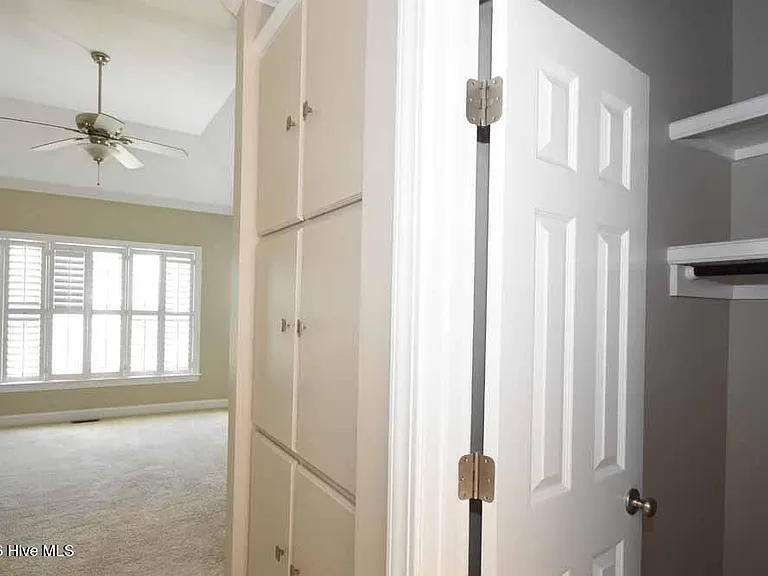 1129 Scarlet Oak Dr — Photo 18