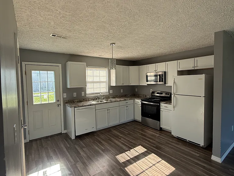 245 Barley Cir #1 — Photo 11