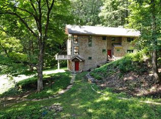 18 Elman Dr, Salisbury, CT 06068