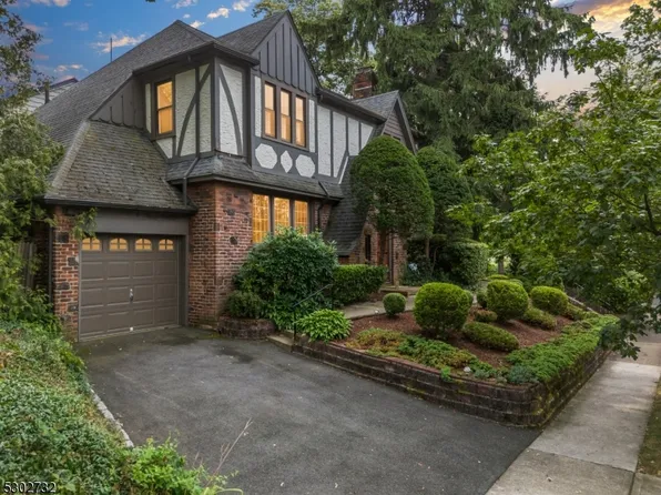 55 Shepard Pl, Nutley Twp., NJ 07110