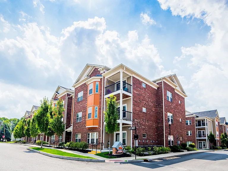 Monon Place II (Modern), Managed by Buckingham Monon Living — Photo 1