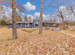 226 N Lake Dr, Hillsboro, MO 63050
