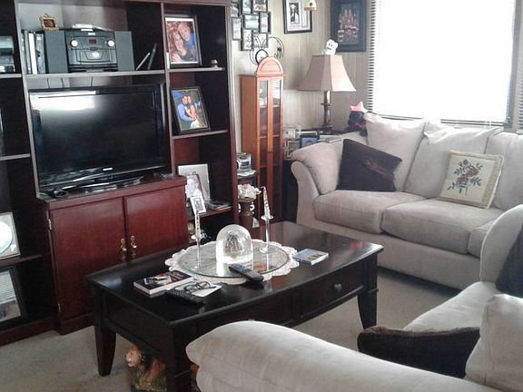 3rd image of 34011 Azalea Dr N