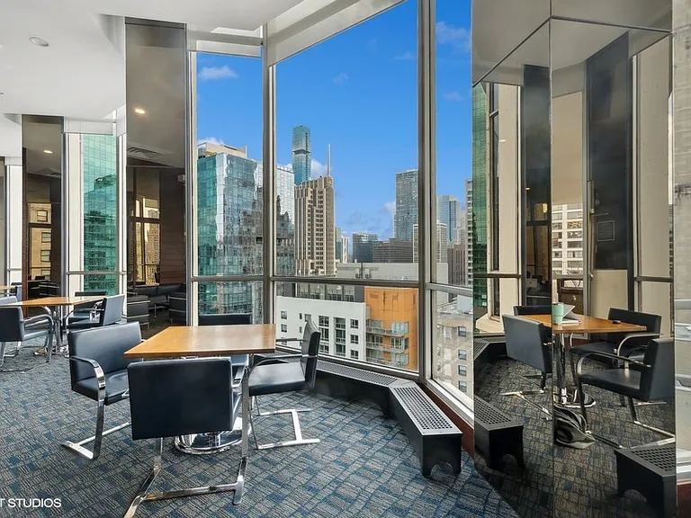 535 N Michigan Ave #1308 — Photo 14