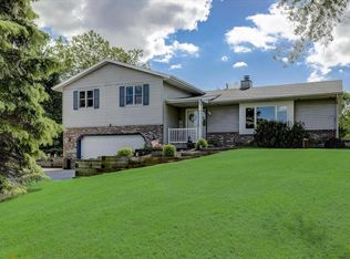 4259 Bonmaur Ter, Slinger, WI 53086