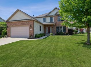 614 Aspen Ct, Antioch, IL 60002