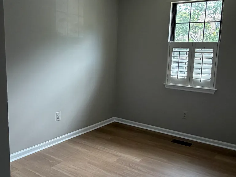2205 Winterbridge Ln — Photo 6