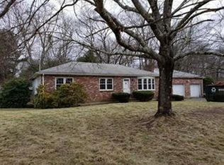 916 Pike Ave, Attleboro, MA 02703