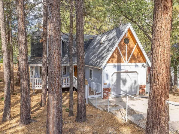 41745 Comstock Ln, Big Bear Lake, CA 92315