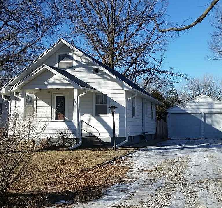 229 Cummins St Beatrice NE 68310 Zillow