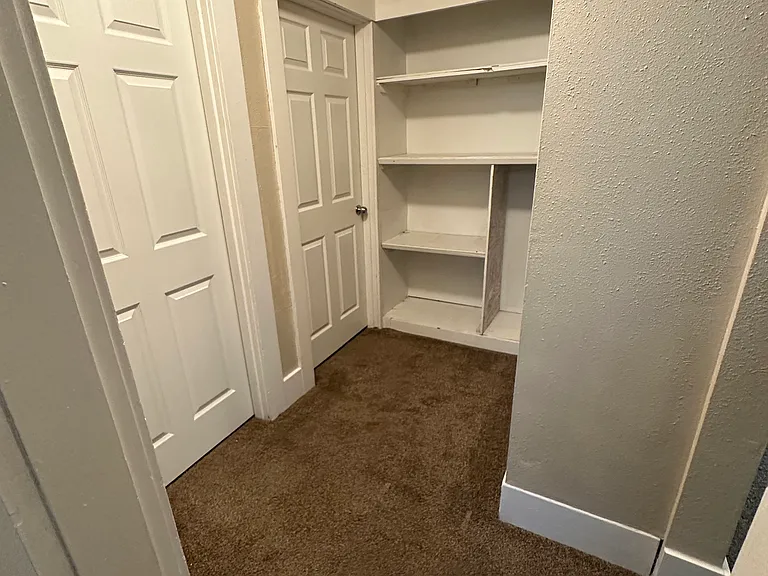 213 Engle Ave — Photo 12