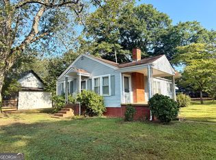 2402 N Broad St, Commerce, GA 30529
