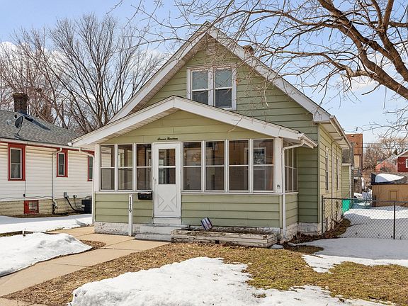 2nd image of 1119 Matilda St