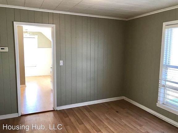 3rd image of 686 Juno Ave #2