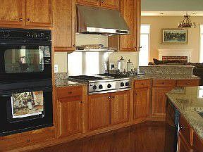 gourmet kitchen