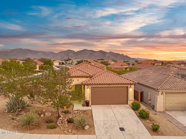 11952 N Raphael Way, Tucson, AZ 85742