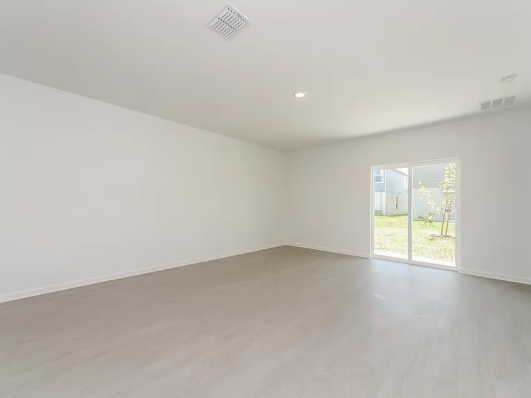 6240 Botticella Blvd — Photo 4
