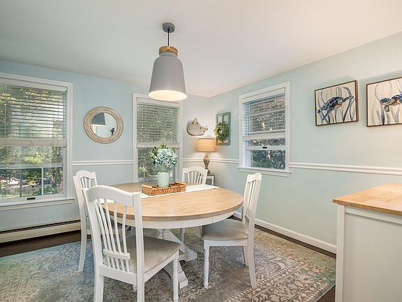 5th image of 27 Dogwood Drive