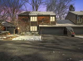 97 Woodfield Ct, Racine, WI 53402