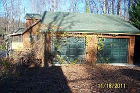 3rd image of 521 Laurel Lake Cir
