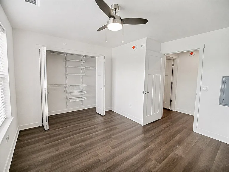 The Grove Apartment Homes — Photo 19