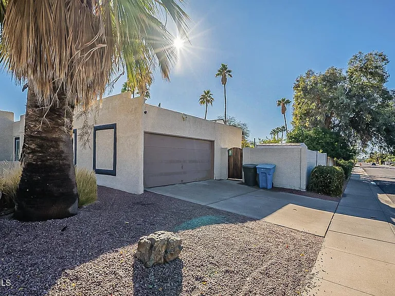 6601 E Thunderbird Rd — Photo 40