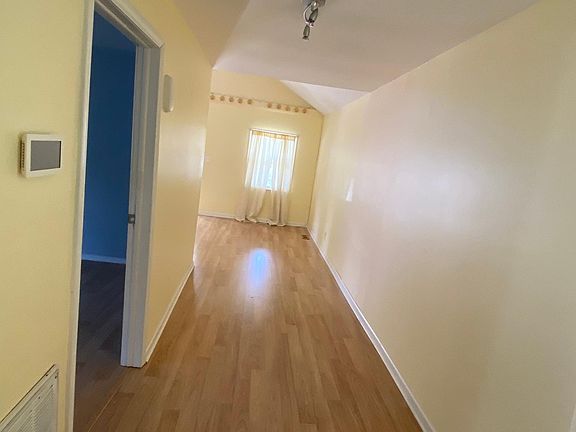 Hallway from kitchen to the living room