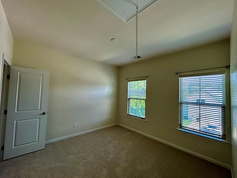 5718 Swift Fox Dr — Photo 26
