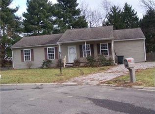 105 Pleasant Ct, Pleasantville, OH