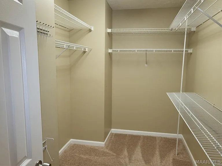 1516 Charleton Dr — Photo 25