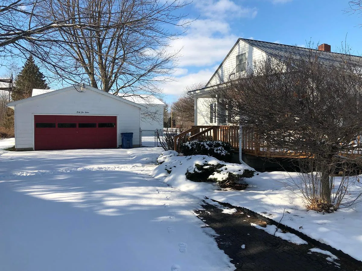 4512 Garfield Rd photo 1