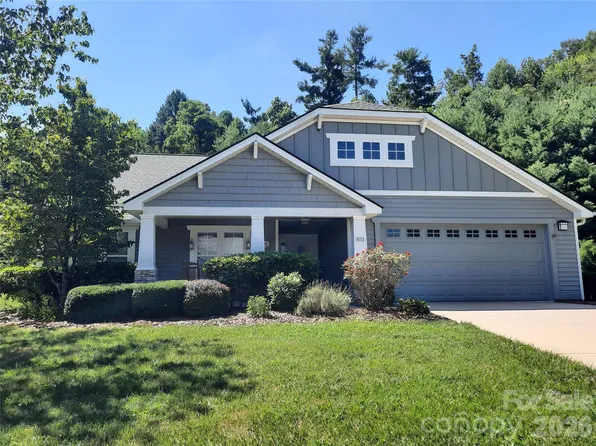 208 Snowy Egret Way, Hendersonville, NC 28792