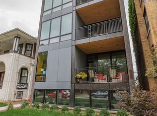 5945 N Magnolia Ave #201, Chicago, IL 60660