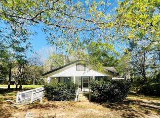 22 Ridgeway Ln, Carriere, MS 39426