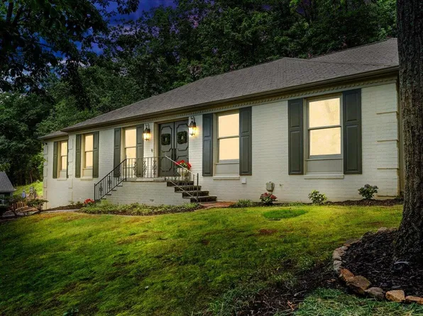 5123 Remington Rd, Roanoke, VA 24018