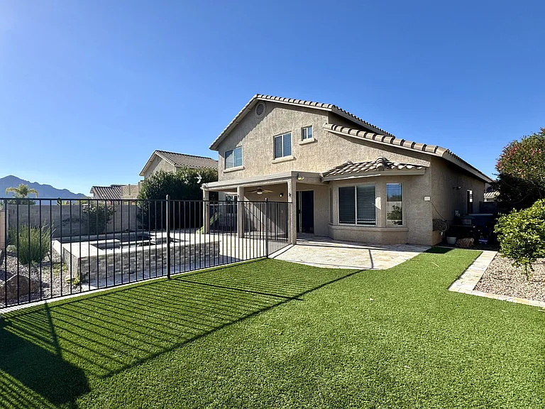 Turf/Gated pool