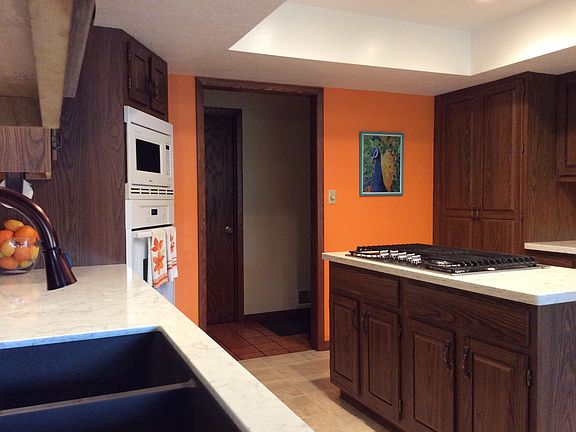 4th image of 55 S Saint Josephs Ln