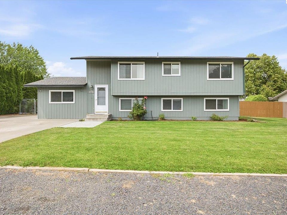 1st image of 3326 W 23rd Ave