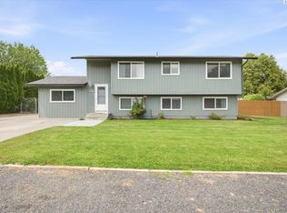 3326 W 23rd Ave, Kennewick, WA 99337