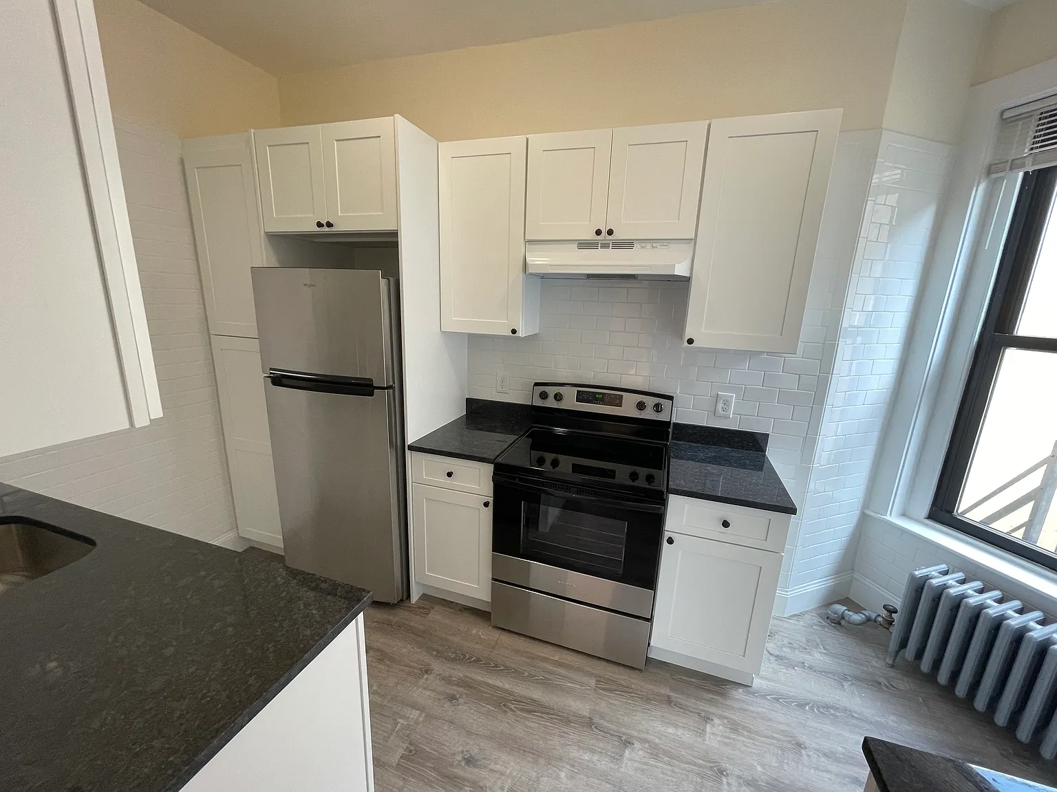 1 bed, 650 sqft, $3,200 — Photo 4