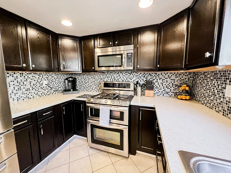 21900 Marylee St #278 — Photo 7