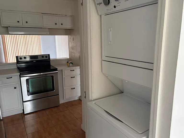 2320 Margarita Ct — Photo 5