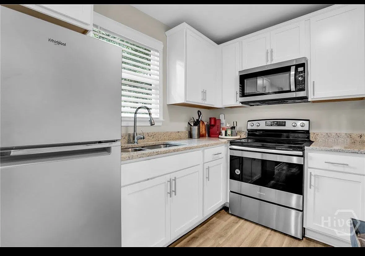 Studio, 410 sqft, $1,500 — Photo 4