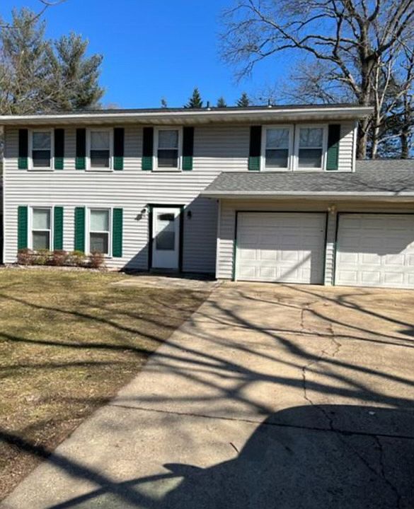 1st image of 329 Bucknell Cir