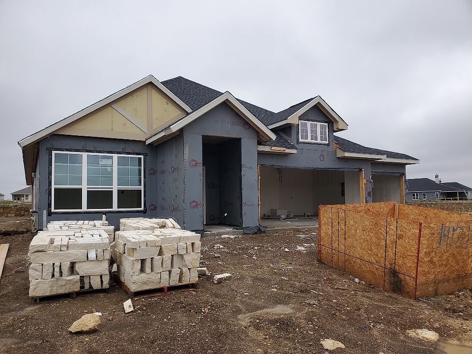 1st image of 14121 Lapetus Dr