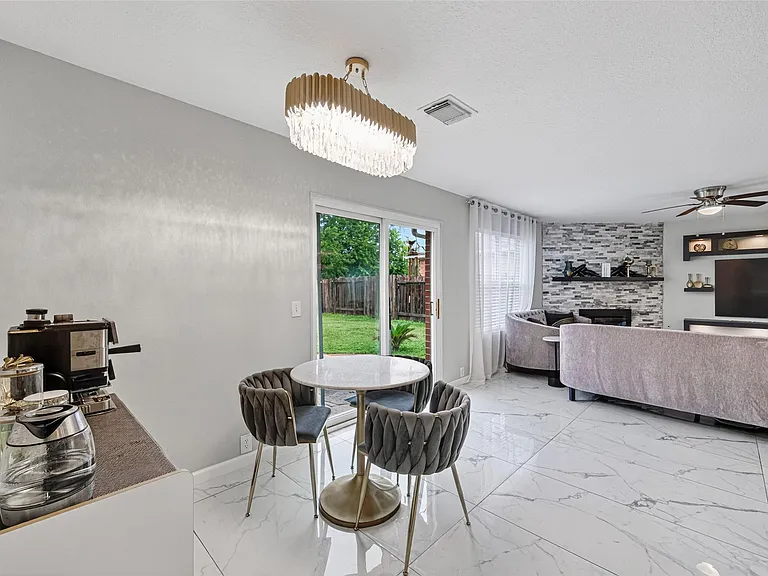 21202 Barker Canyon Ln — Photo 19