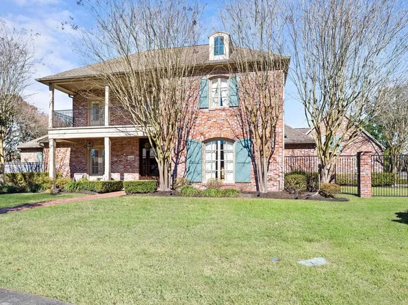 5210 Merlot Dr, Beaumont, TX 77706