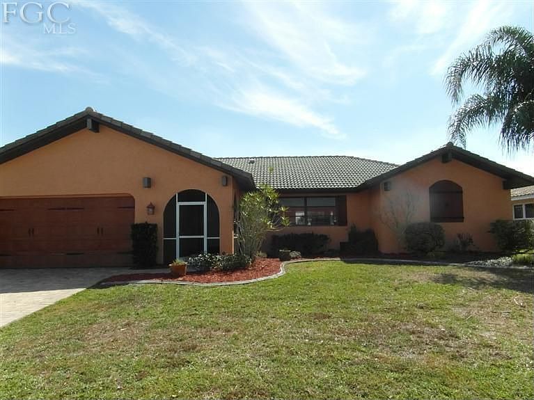1st image of 431 Valletta Ct
