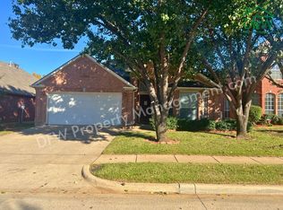 3024 Peppercorn Dr, Euless, TX 76039